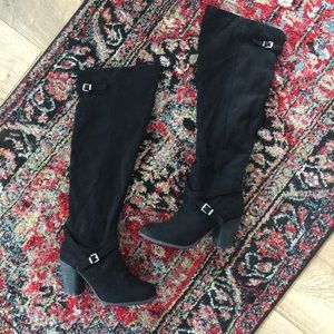 Black suede heel buckle boots